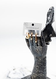 Gold Renkli Kare Çelik Küpe