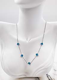 Mavi Çiçek Desenli Çelik Kolye