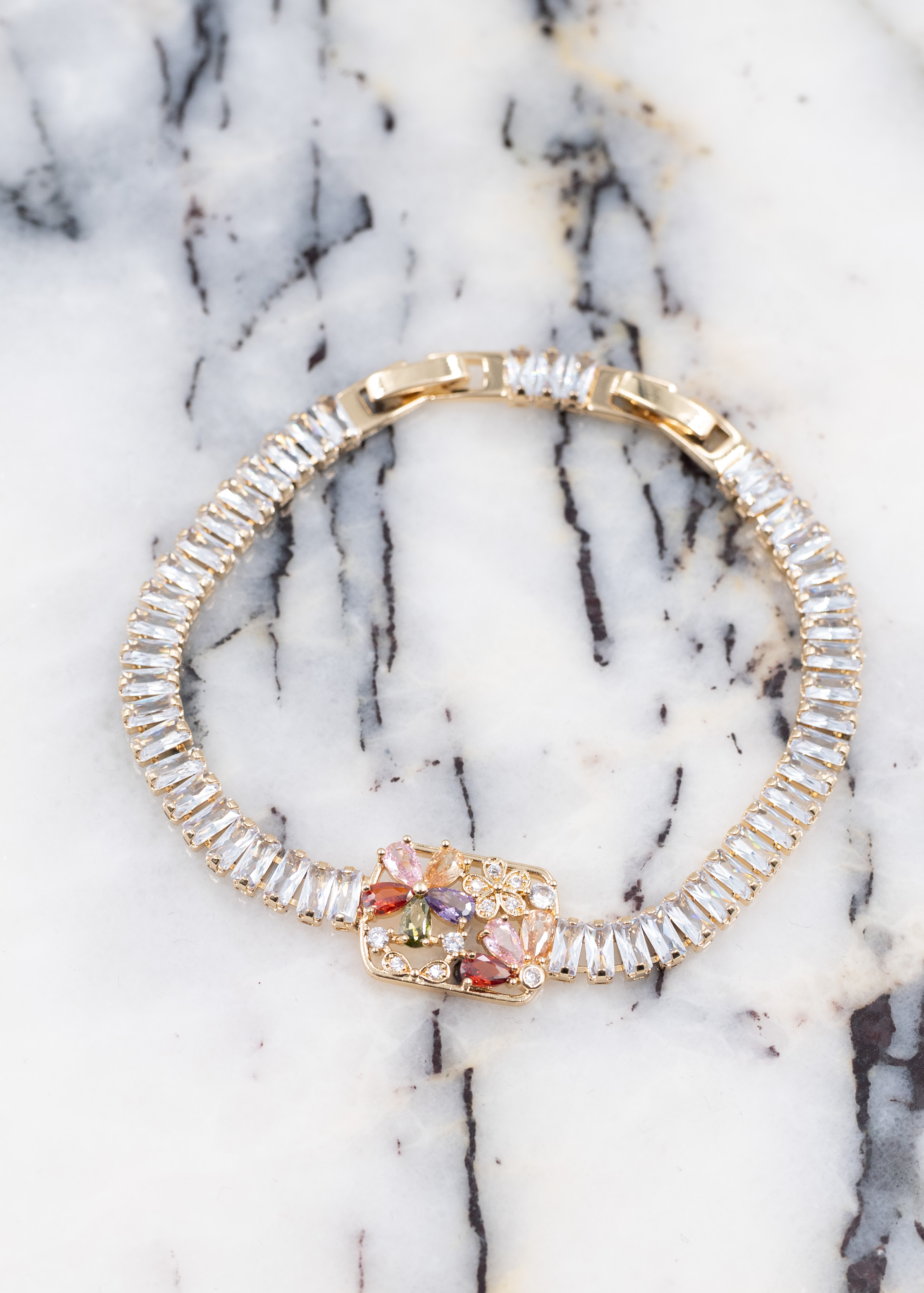 Karışık Renkli Dikdörtgen Çoklu Çiçek Su Yolu Çelik Bileklik