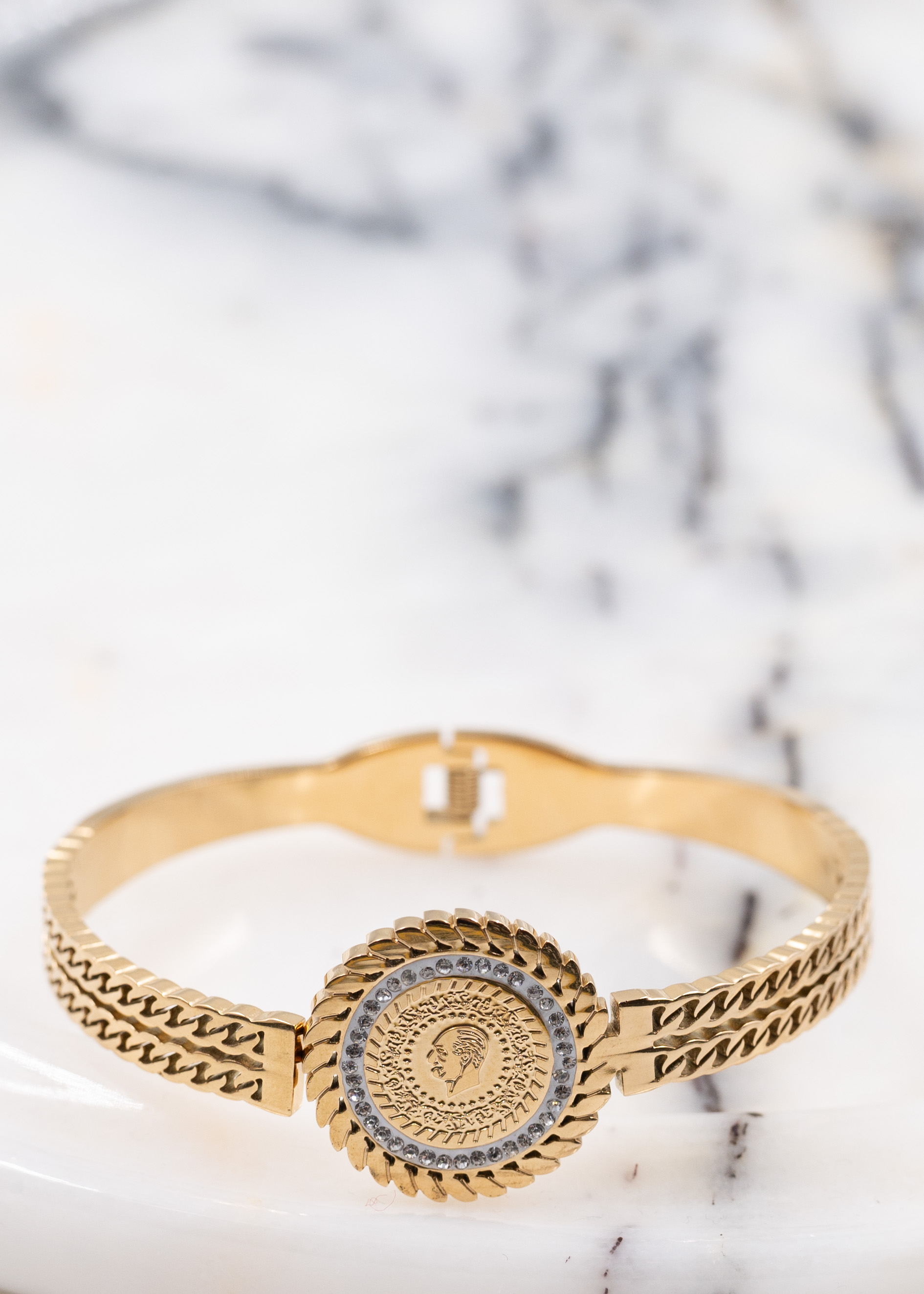 Çeyrek Altınlı Çelik Kelepçe