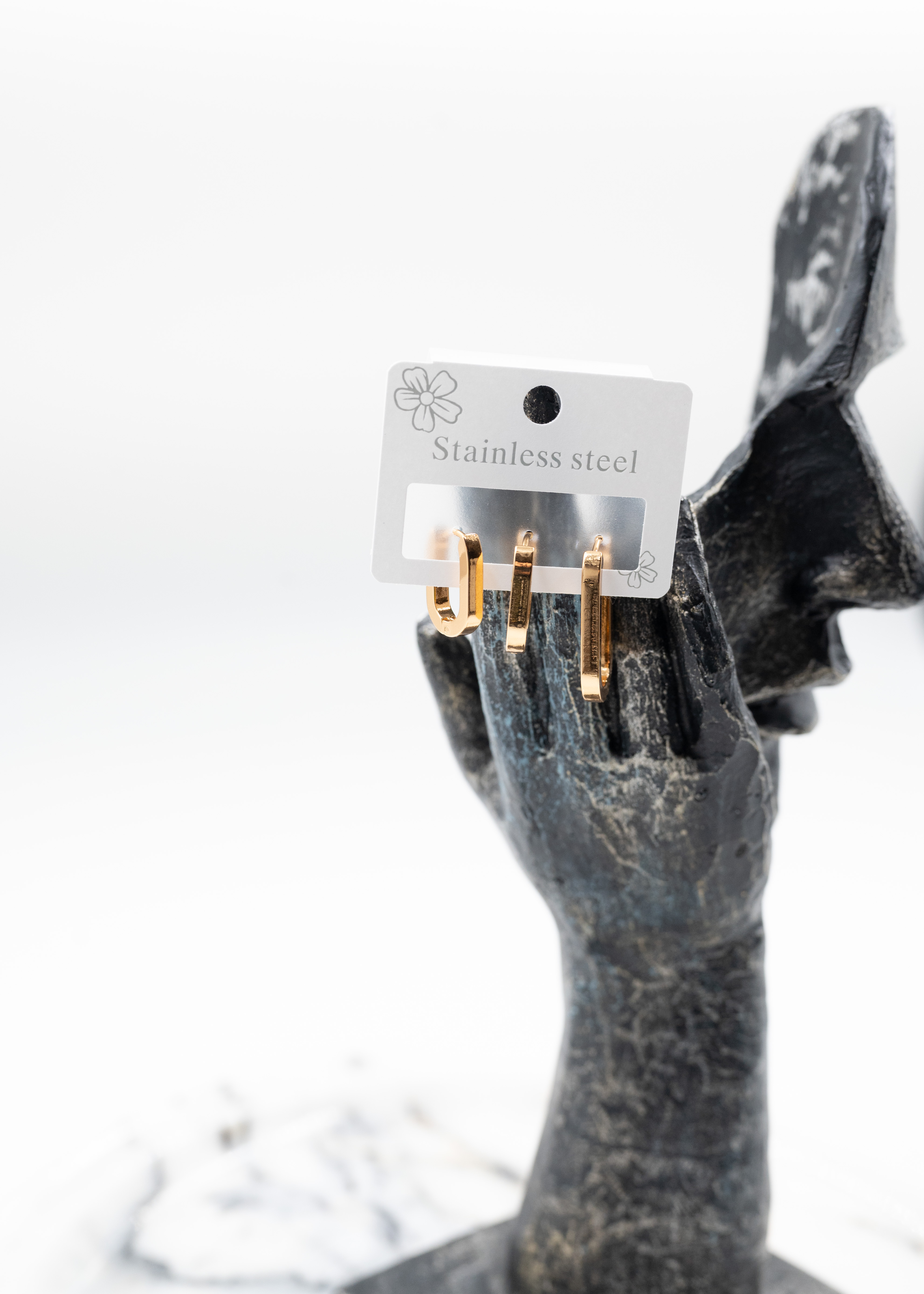 Gold Renkli Kare Çelik Küpe