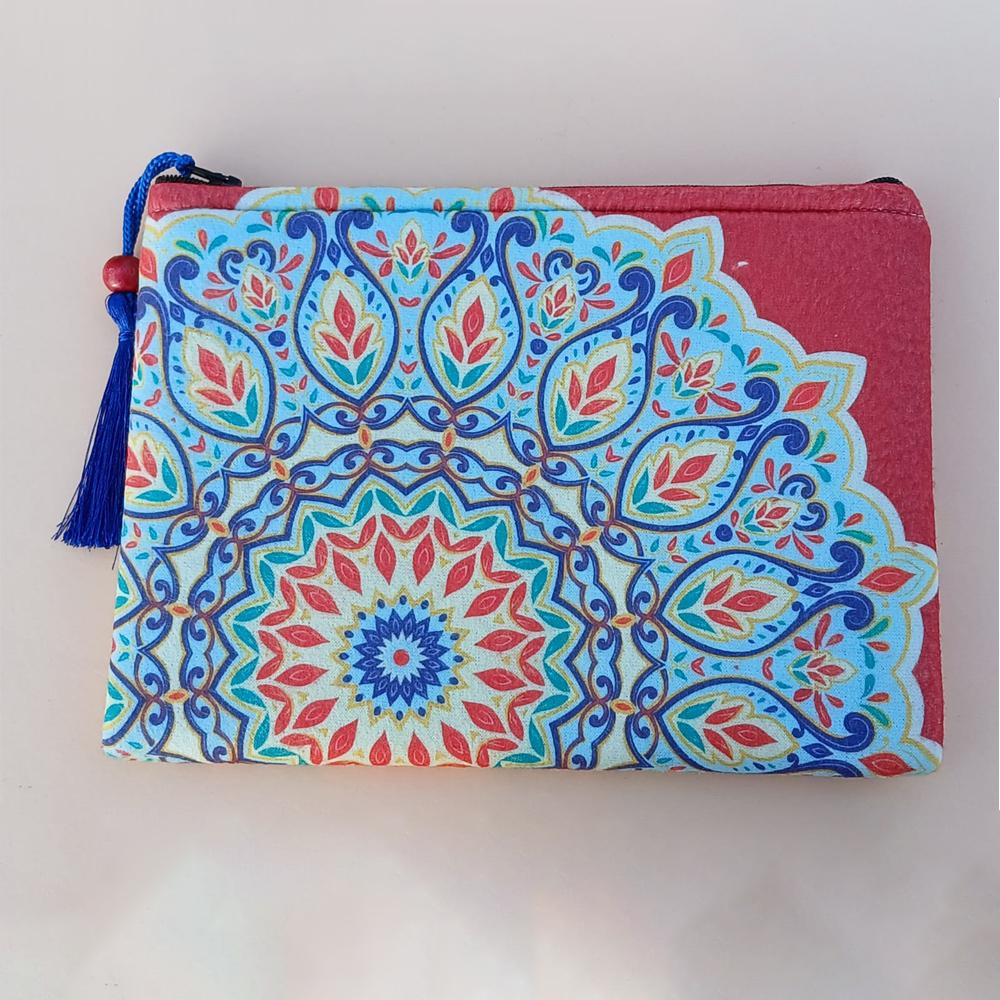 Desenli Mavi Ve Kırmızı Renkli Küçük Cüzdan